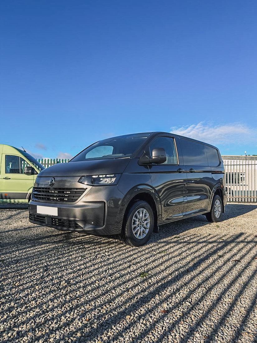 VW T7 Panel Van - Graphite Dust